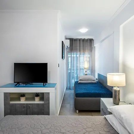 Apartment Gng By Rentalspro - Nea Halkidiki